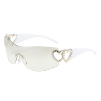 Y2K Heart-Shaped Sunglasses