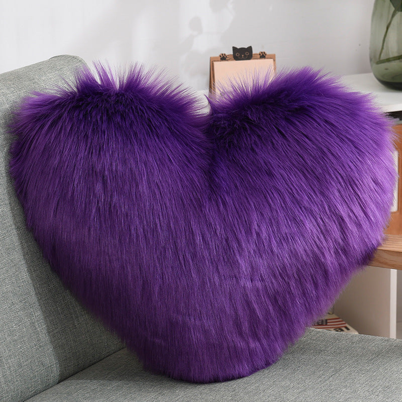 Plush Heart-Shaped Throw Pillow – Soft, Fluffy & Gift-Ready