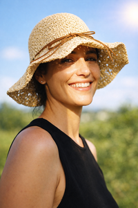 Chic Wide Brim Straw Hat ☀️