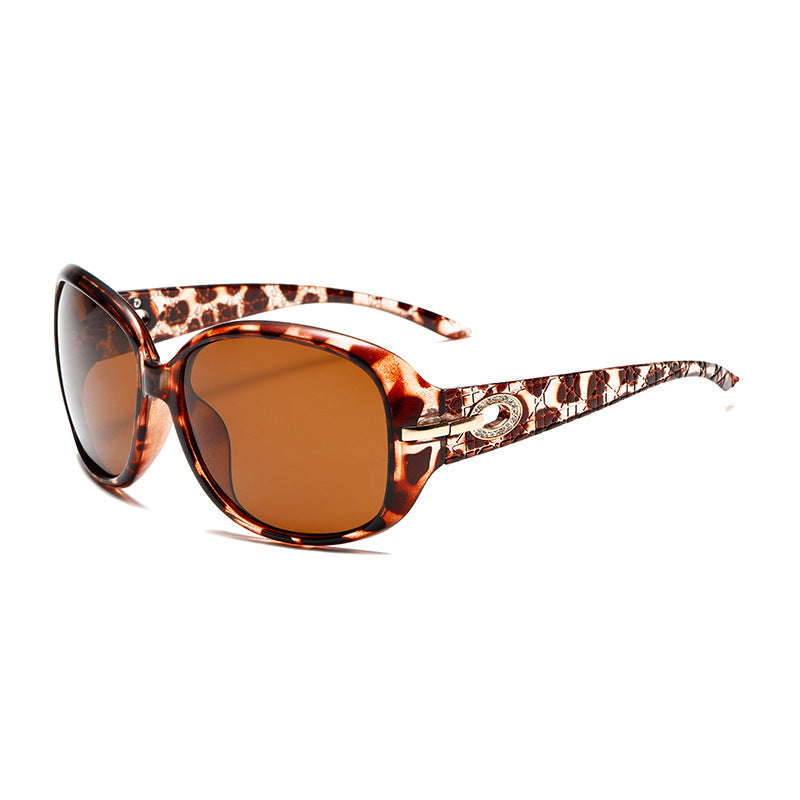 Luxe Oval Polarized Sunglasses – UV400 Protection