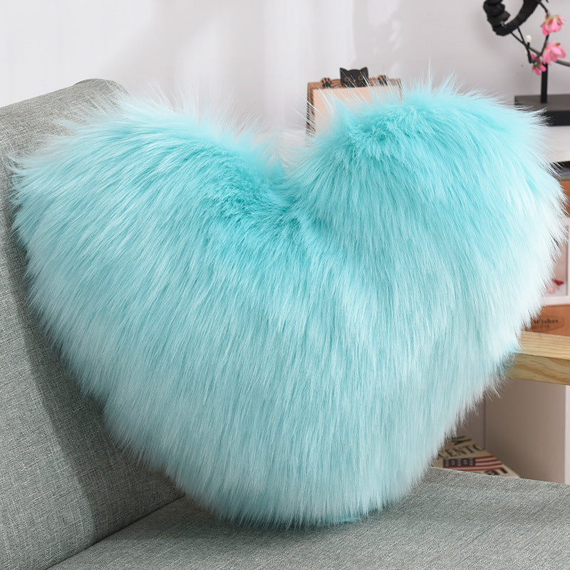 Plush Heart-Shaped Throw Pillow – Soft, Fluffy & Gift-Ready