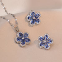 The Pétale Zircon Bloom Necklace — Adjustable Titanium Steel